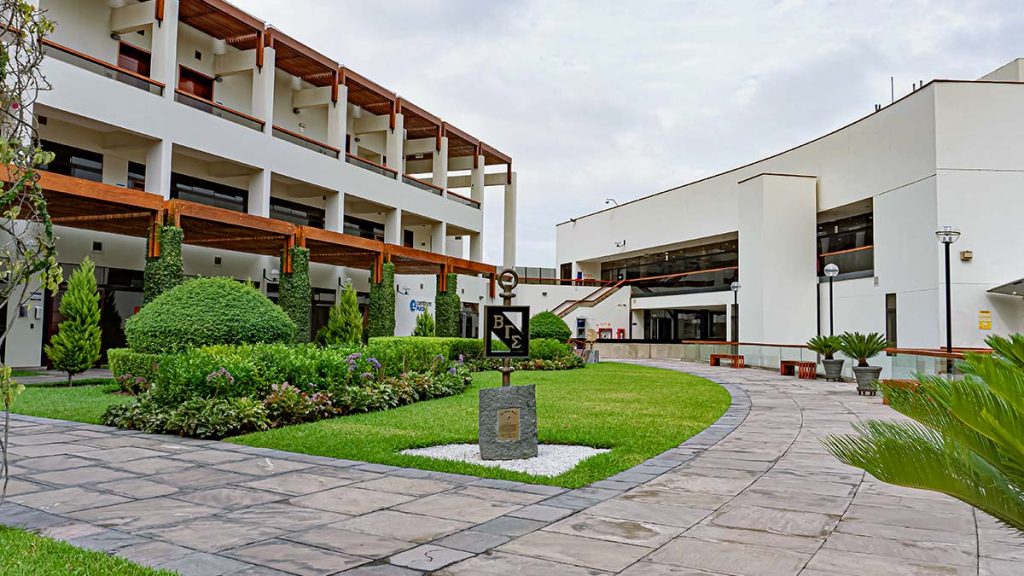 Otros autores de Centrum Think